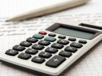 Financial advisor article illustration - What is a Financial Adviser?
